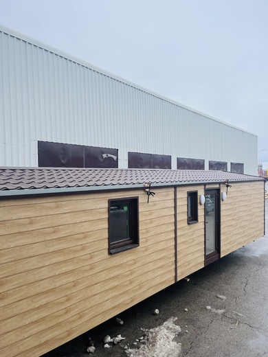 Mobilný dom Super Arktik® – čelný pohľad na moderný mobilheim