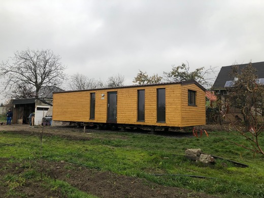 Mobilný dom drevená fasáda – čelný pohľad
