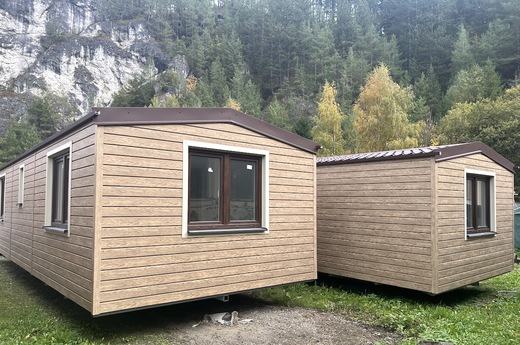 mobilny-dom-super-arktik-exterier-spojenie-dvoch-domov.JPG