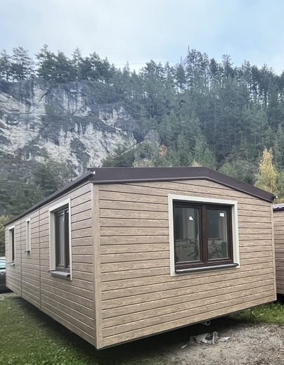Mobilný dom Super Arktik | Fasáda Decosiding Honey Oak