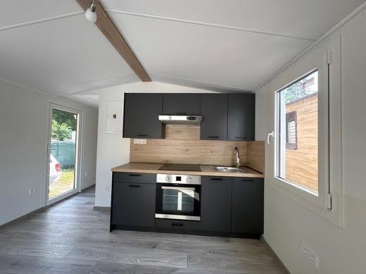 Obývačka s kuchyňou – mobilheim Super Arktik